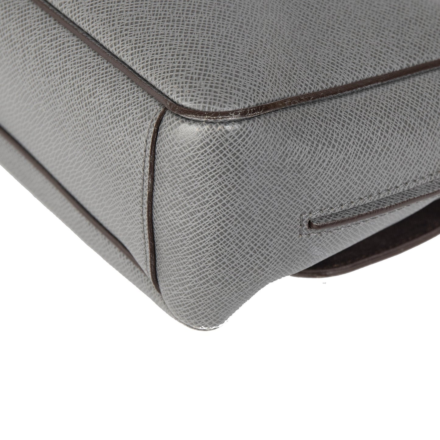 Louis Vuitton Taiga Andrei Messenger Bag