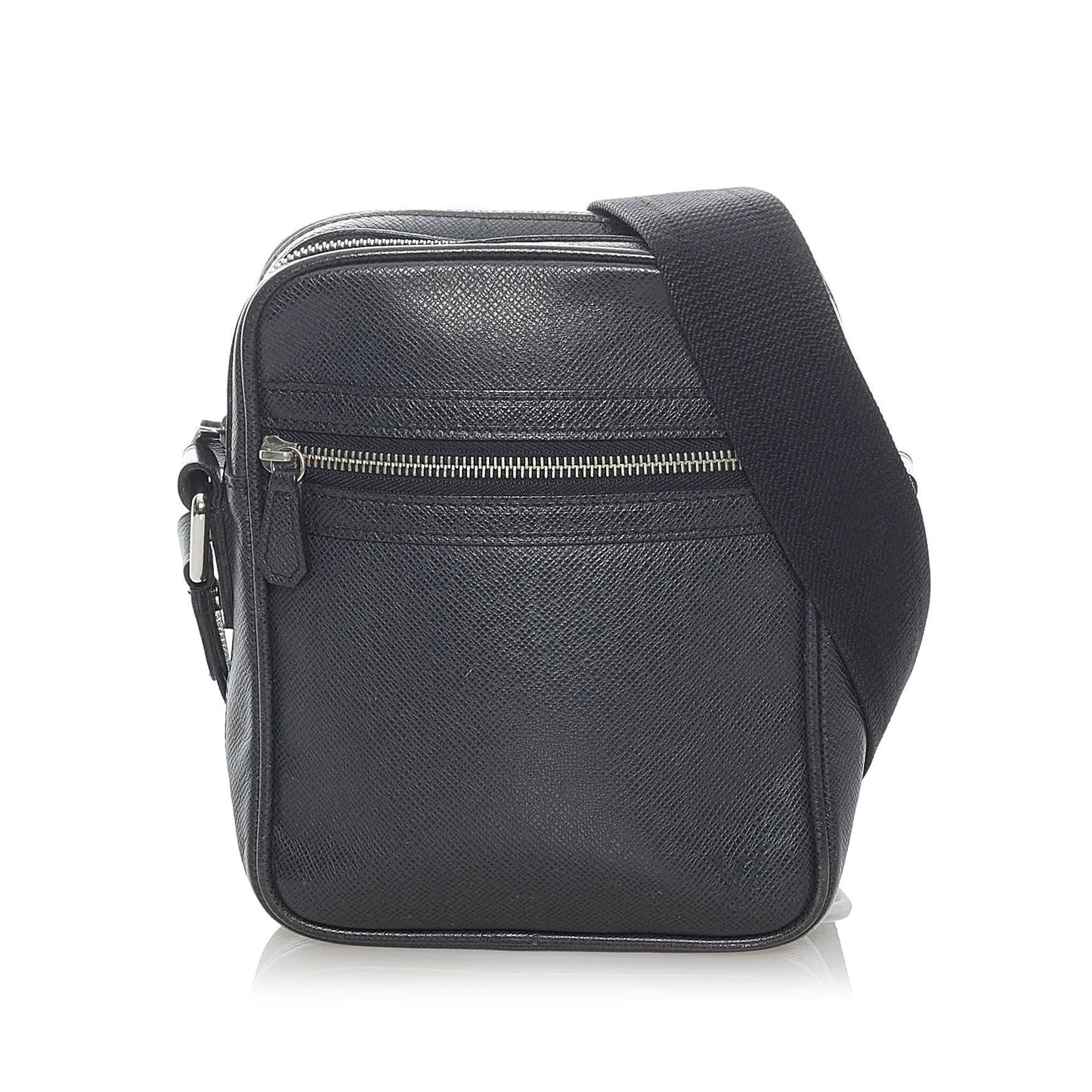 Louis Vuitton Taiga Dimitri (SHG-31714)