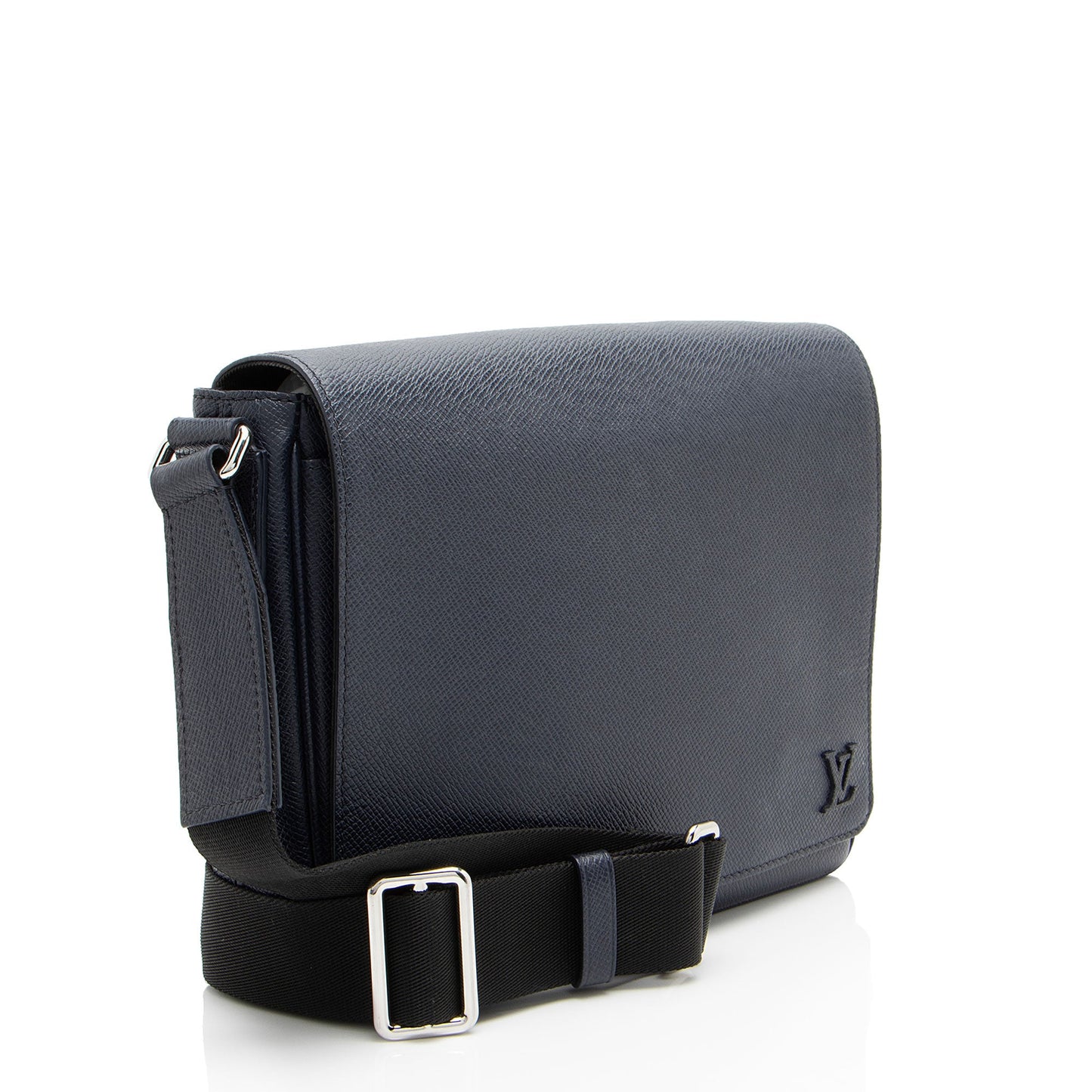 Louis Vuitton Taiga Leather District PM Messenger