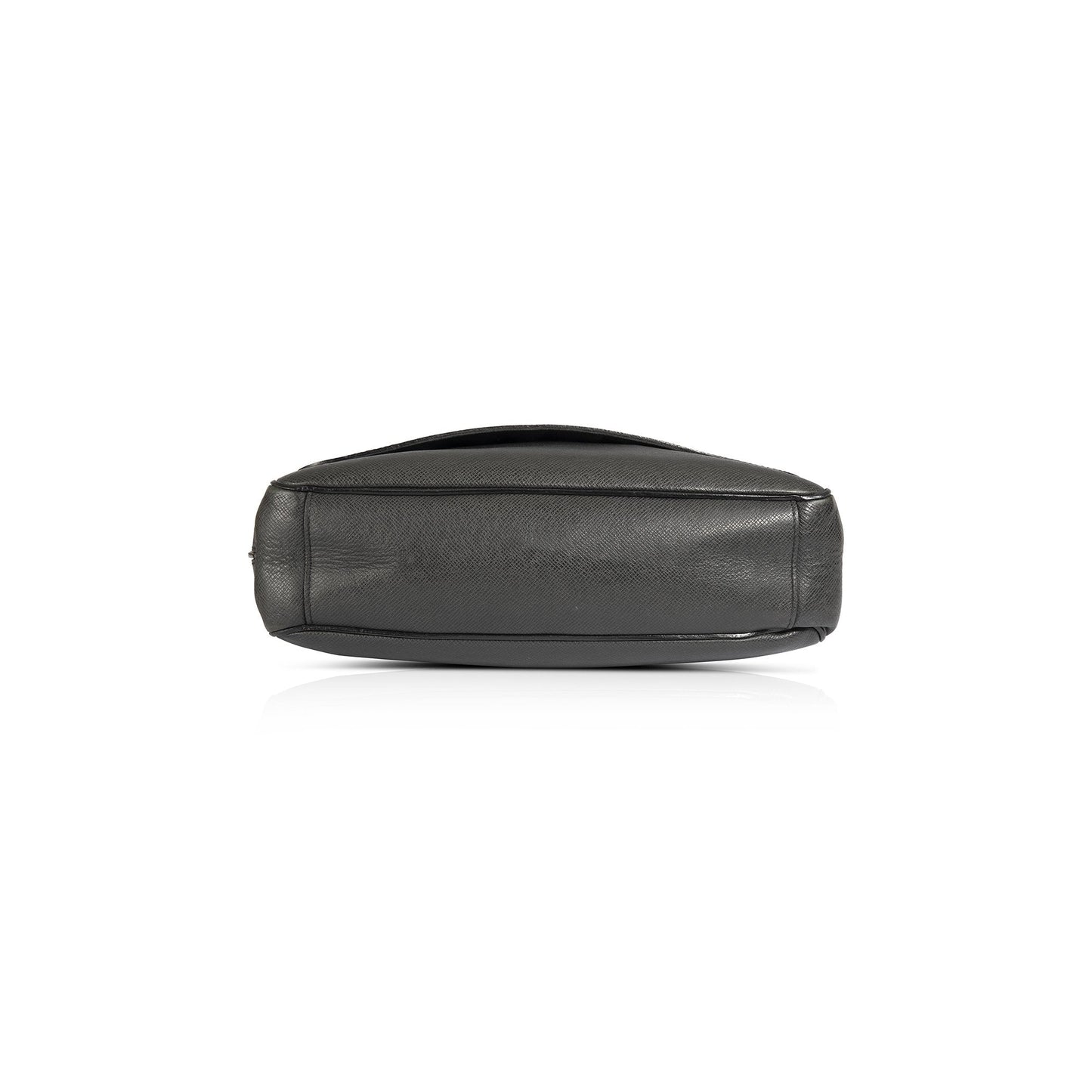 Louis Vuitton Taiga Leather Roman MM Messenger Bag