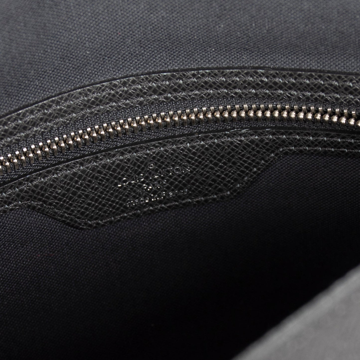 Louis Vuitton Taiga Leather Roman MM Messenger Bag