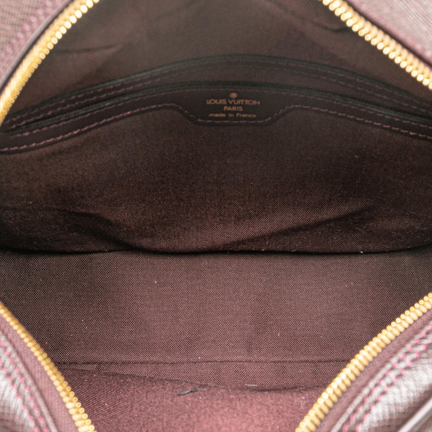 Louis Vuitton Taiga Reporter PM