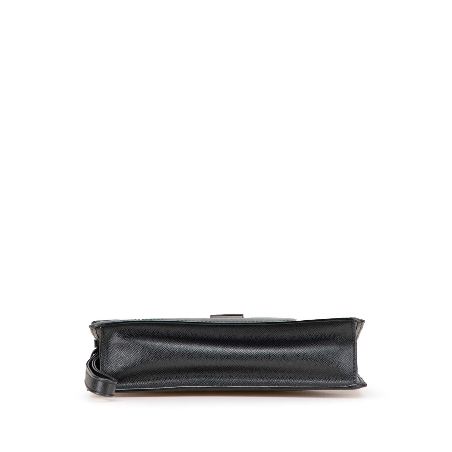 Louis Vuitton Taiga Selenga
