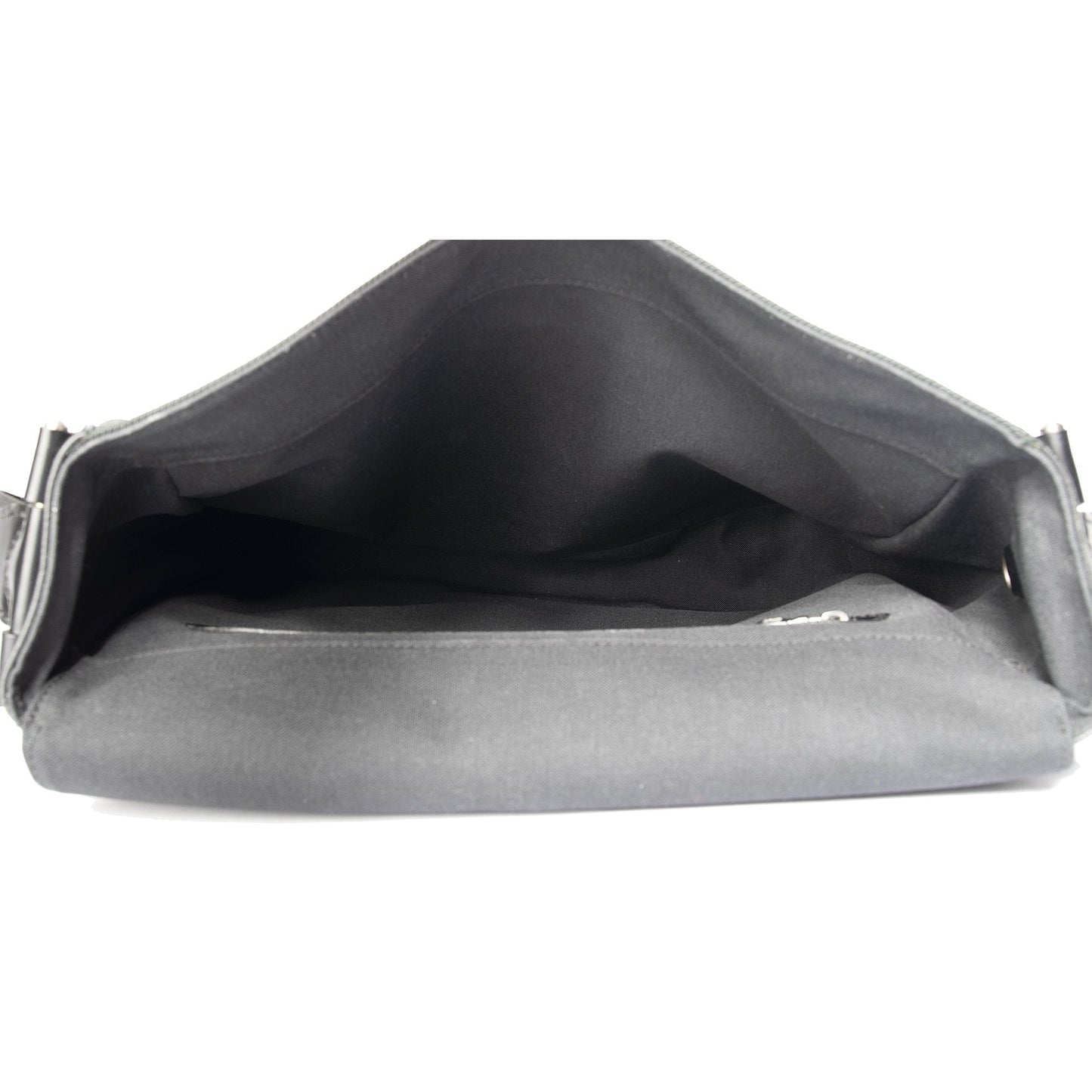 Louis Vuitton Taiga Viktor Messenger Bag