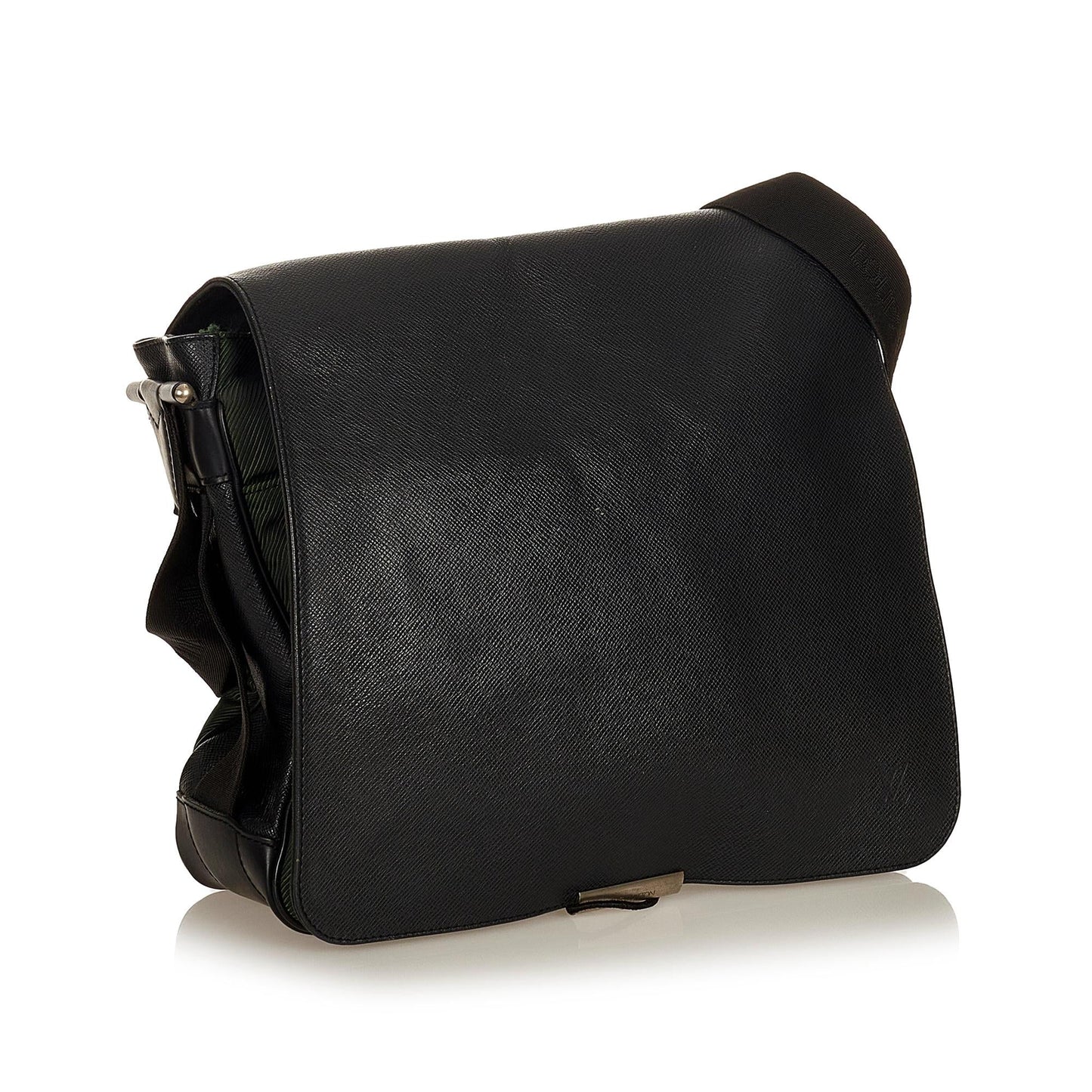 Louis Vuitton Taiga Viktor (SHG-NsTMbm)
