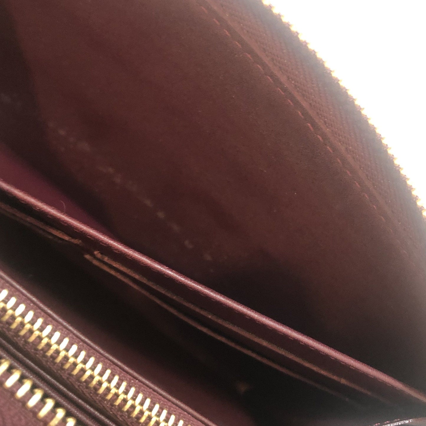 Louis Vuitton Vernis Zippy Wallet
