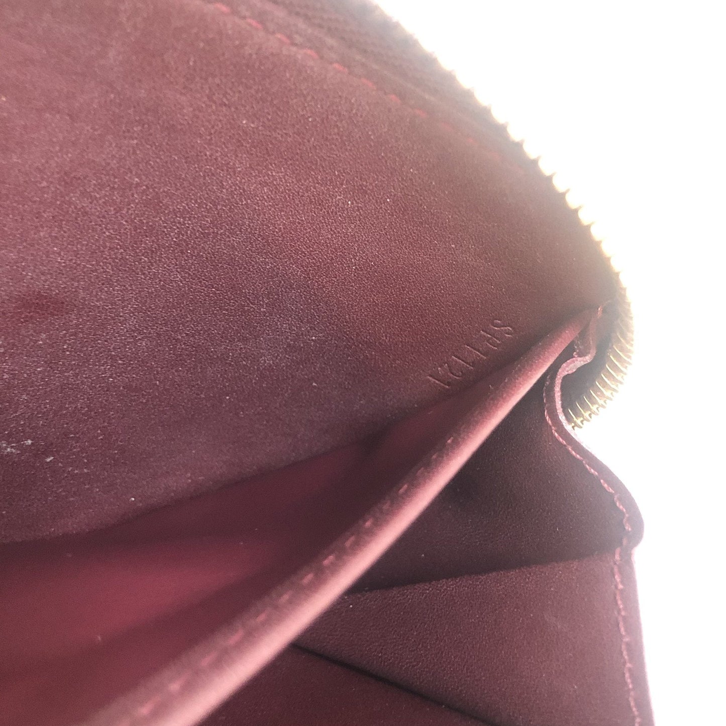Louis Vuitton Vernis Zippy Wallet