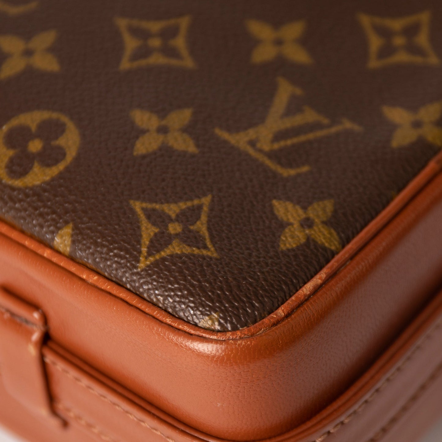 Louis Vuitton Vintage Monogram Sac Bandouliere