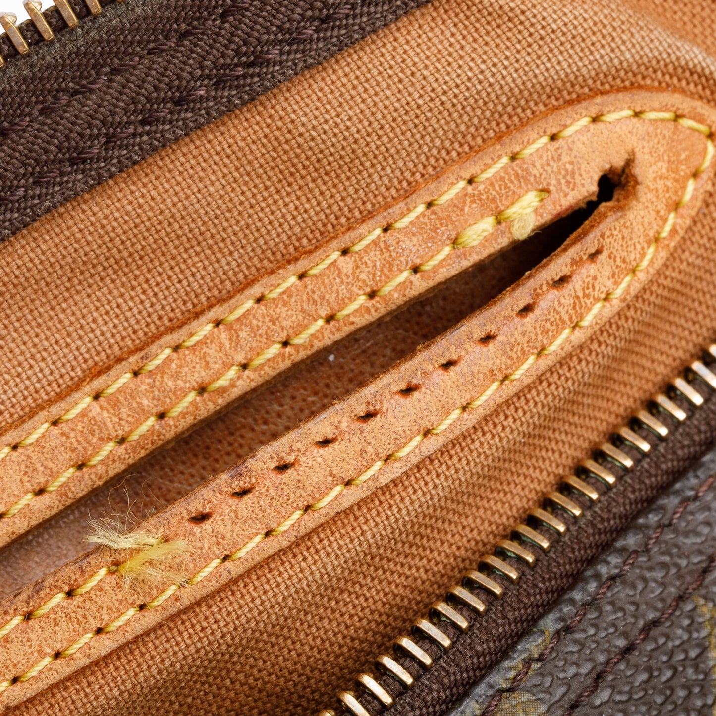Louis Vuitton Vintage Monogram Speedy 30