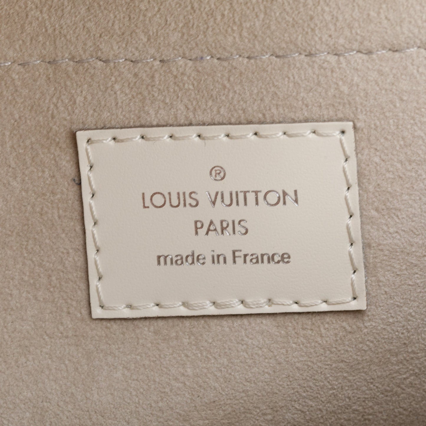 Louis Vuitton White Epi Leather Montaigne Clutch