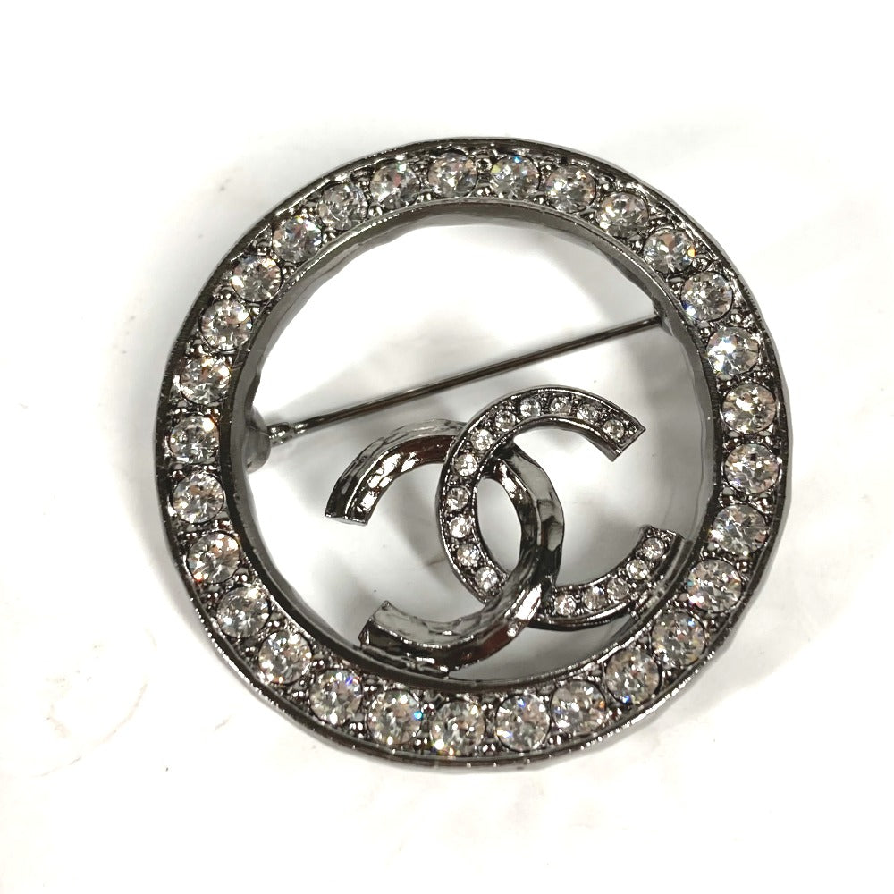 CHANEL Brooch metal Silver 21K CC COCO Mark Round Rhinestone
