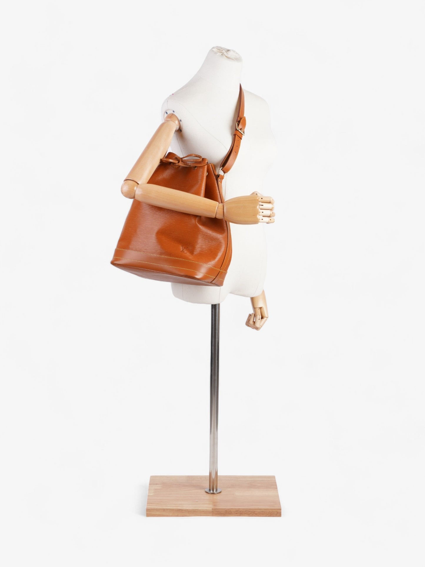 Louis Vuitton NoÃ© Brown  Epi Leather