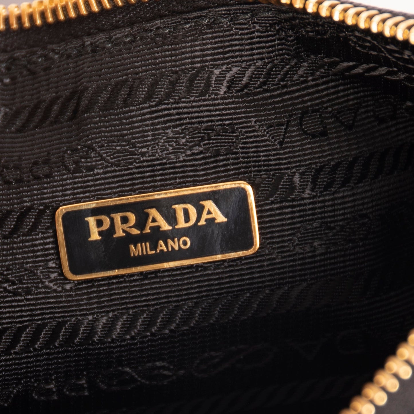 Prada 2022 Re-Edition 2005 Saffiano Leather Bag