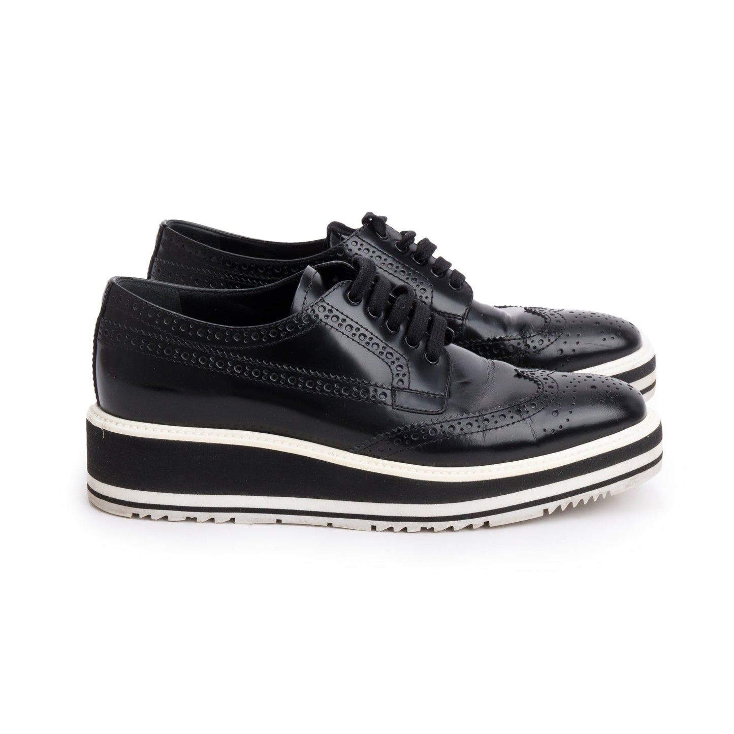 Prada Black Spazzolato Leather Eyelet Trim  Laced Oxford Shoes, Size 37