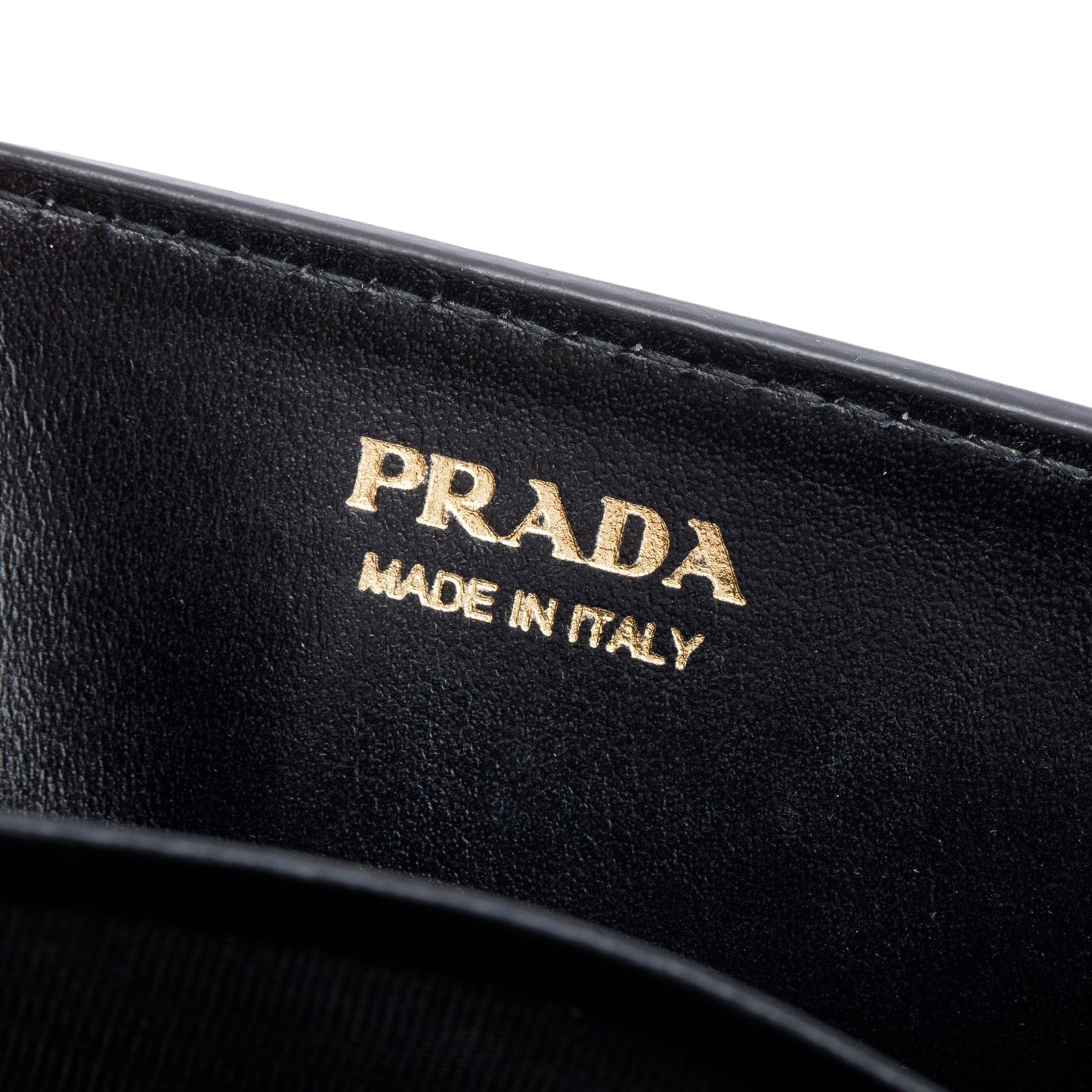 Prada Black Vitello Move Wallet on Chain