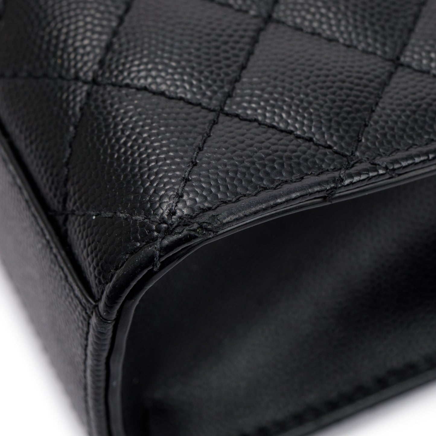 Saint Laurent Black Grained De Poudre Medium Envelope Shoulder Bag