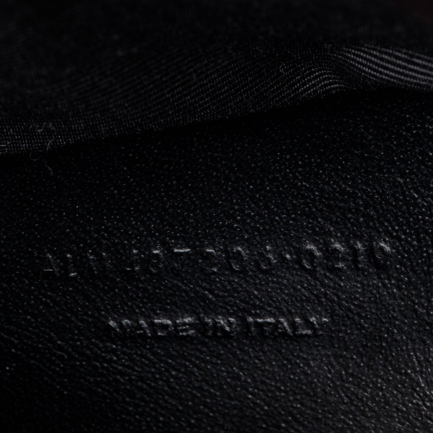 Saint Laurent Black Grained De Poudre Medium Envelope Shoulder Bag