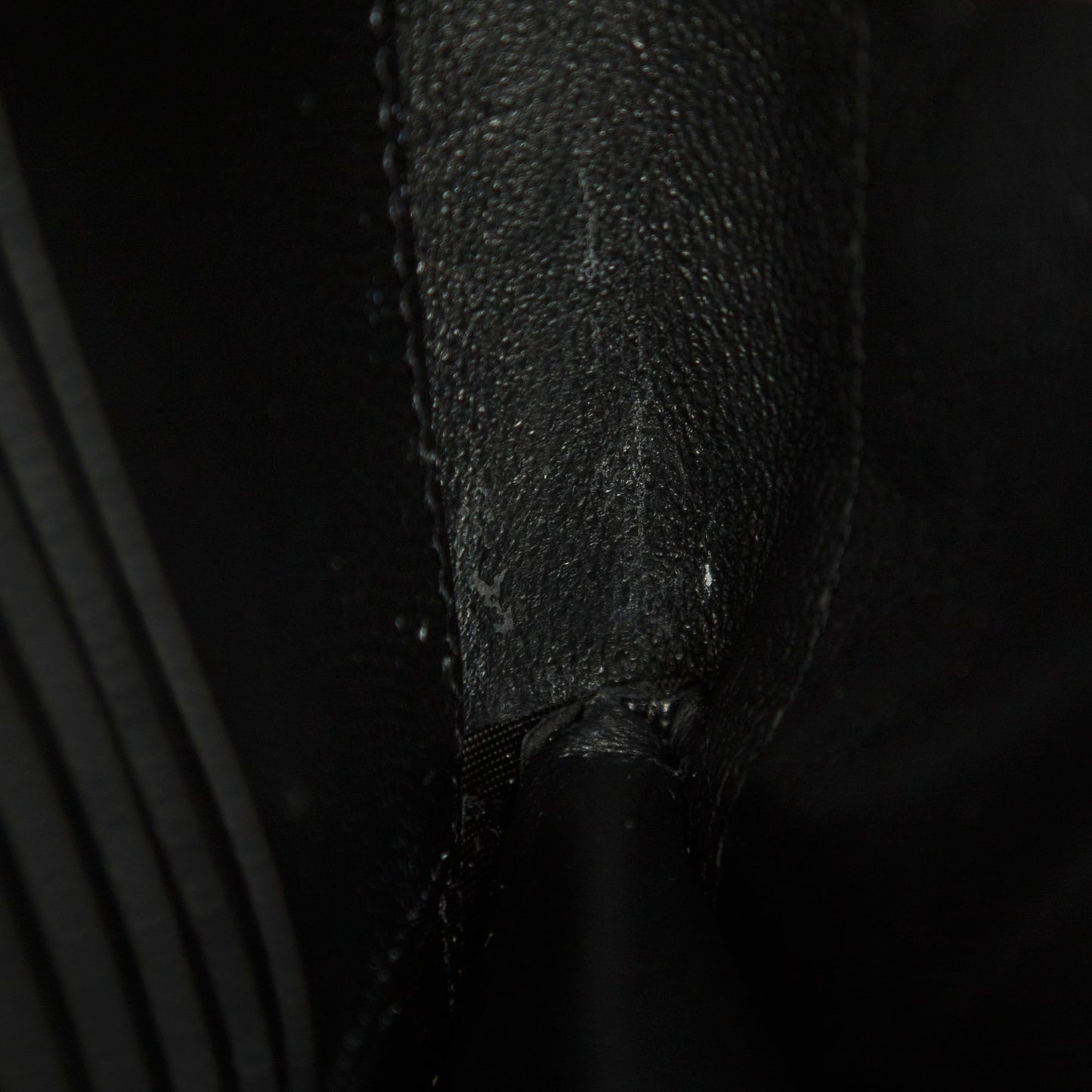 Saint Laurent Cassandre Matelasse Chain Wallet
