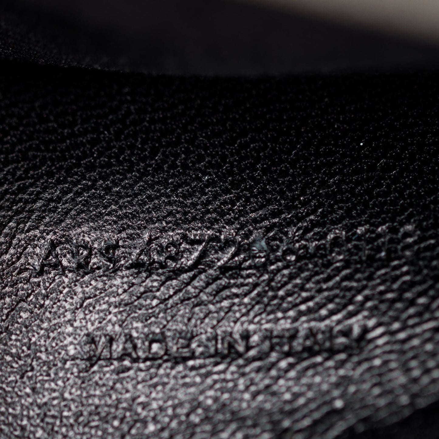 Saint Laurent Grey Grained De Poudre Medium Envelope Shoulder Bag