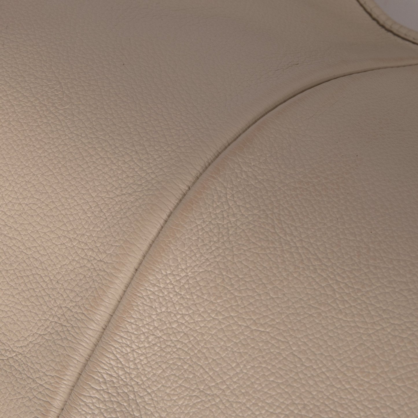 Saint Laurent Mombasa Horn Hobo