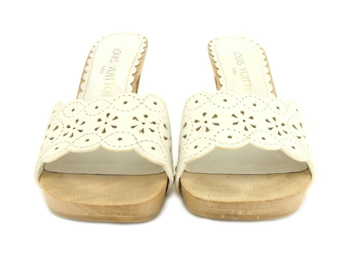 LOUIS VUITTON Sandals white 34