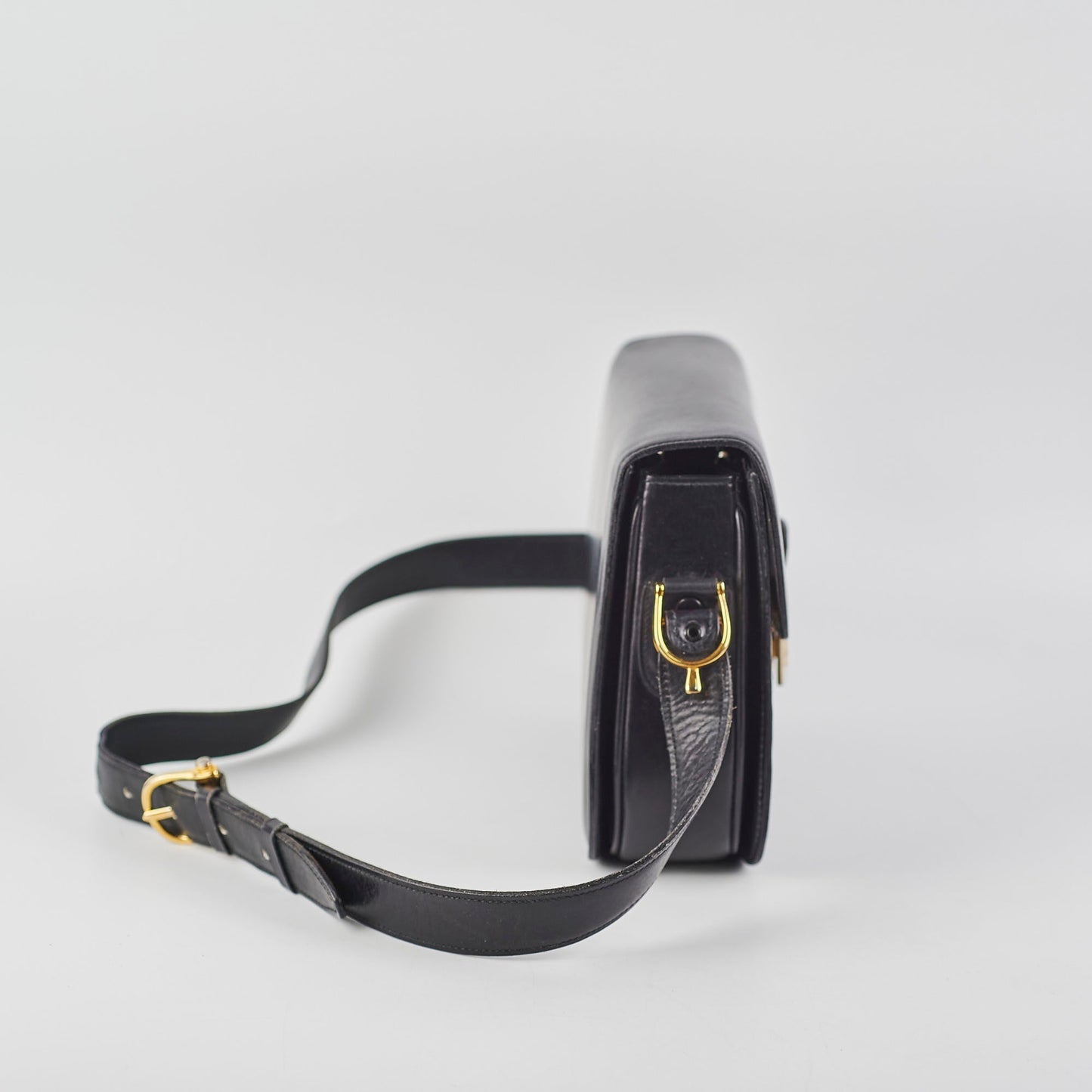 Luxury CELINE Vintage Horse Carriage Bag Black