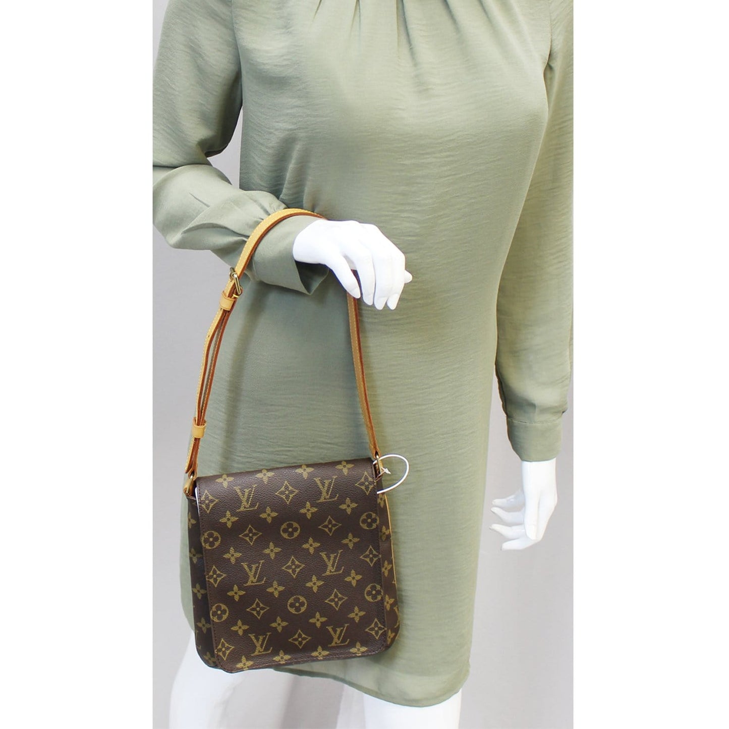 LOUIS VUITTON Musette Salsa Monogram Canvas Shoulder Bag
