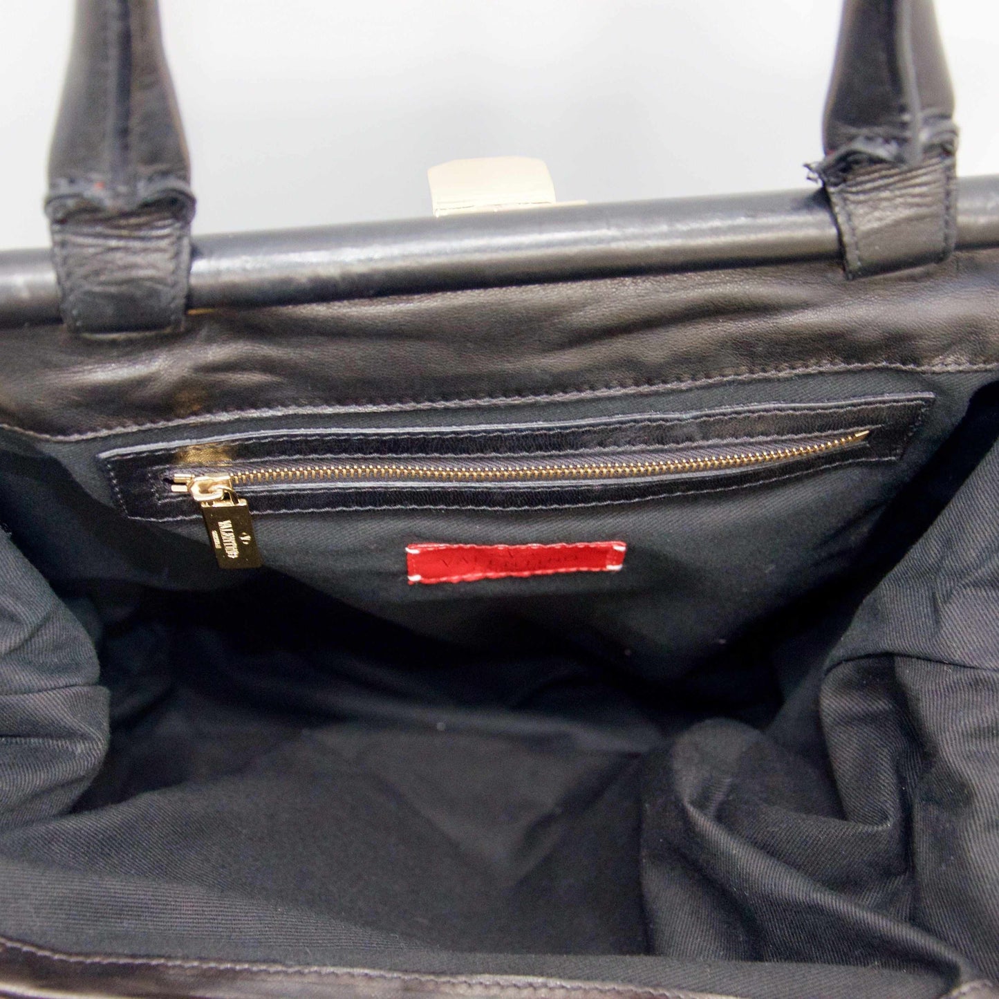 Valentino Garavani Allure Leather Tote