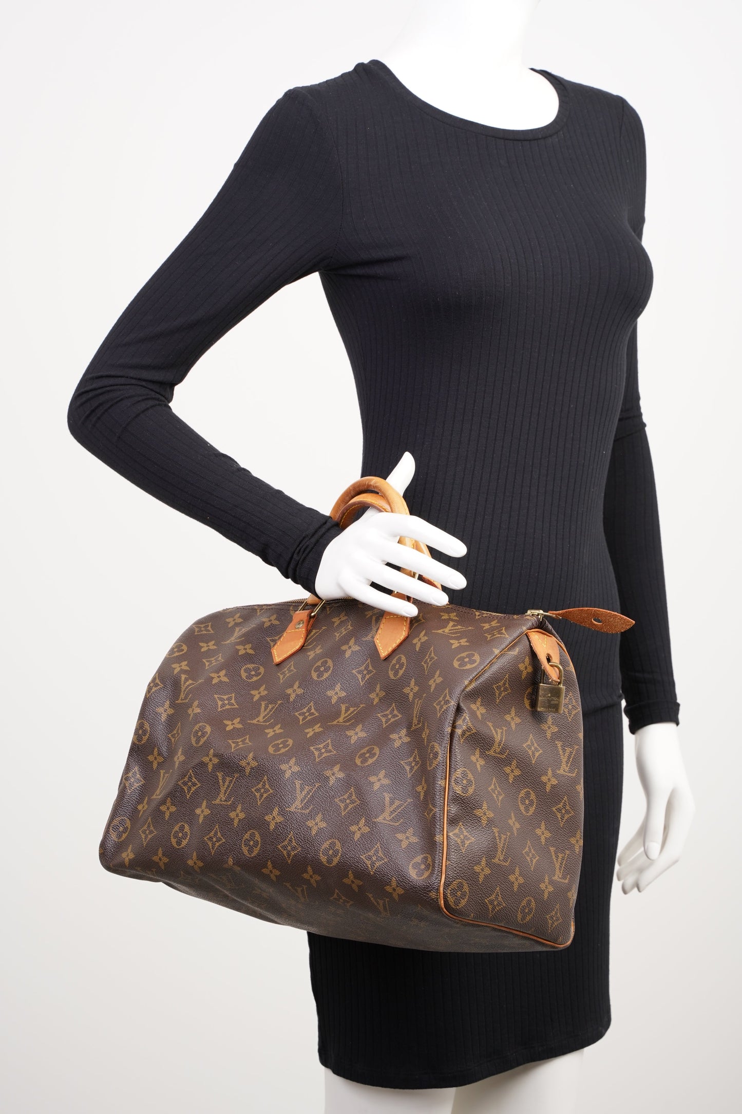Louis Vuitton Speedy Brown / Monogram Coated Canvas 35