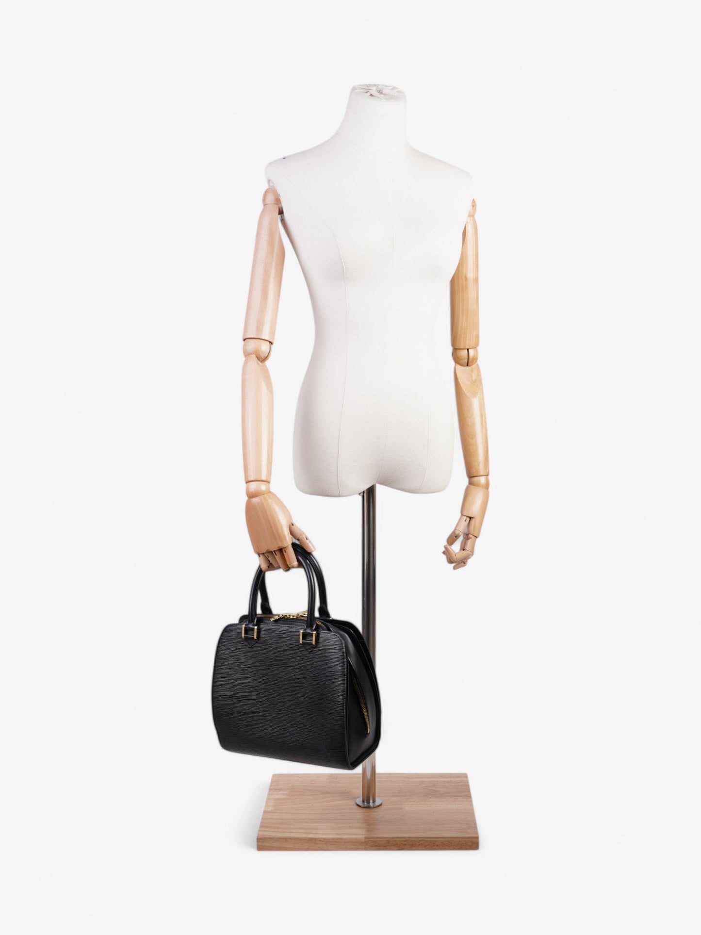 Louis Vuitton Pont Neuf Black Epi Leather