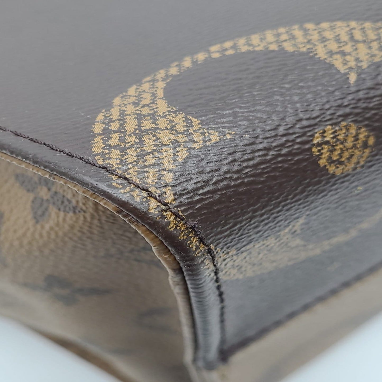 LOUIS VUITTON Onthego MM Giant Monogram Canvas Tote Shoulder Bag Brown