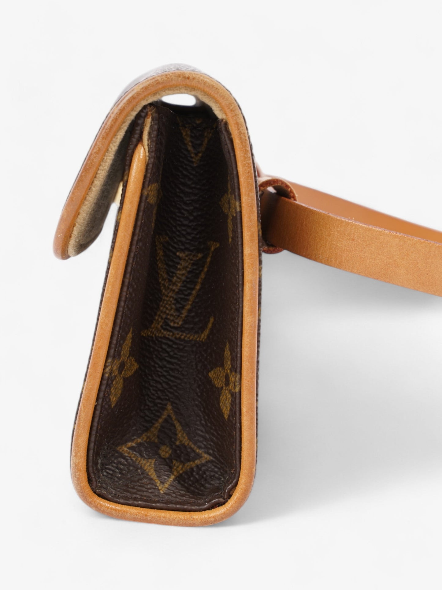 Louis Vuitton Pochette Florentine Monogram Canvas