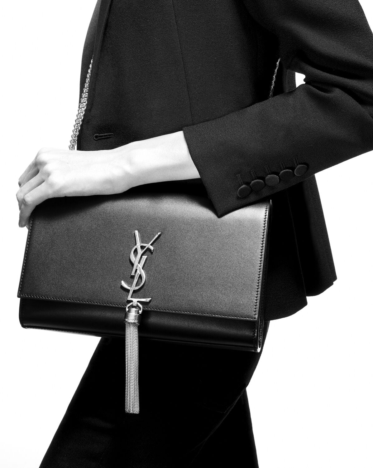 YSL KATE MEDIUM CHAIN BAG WITH TASSEL IN GRAIN DE POUDRE EMBOSSED LEATHER