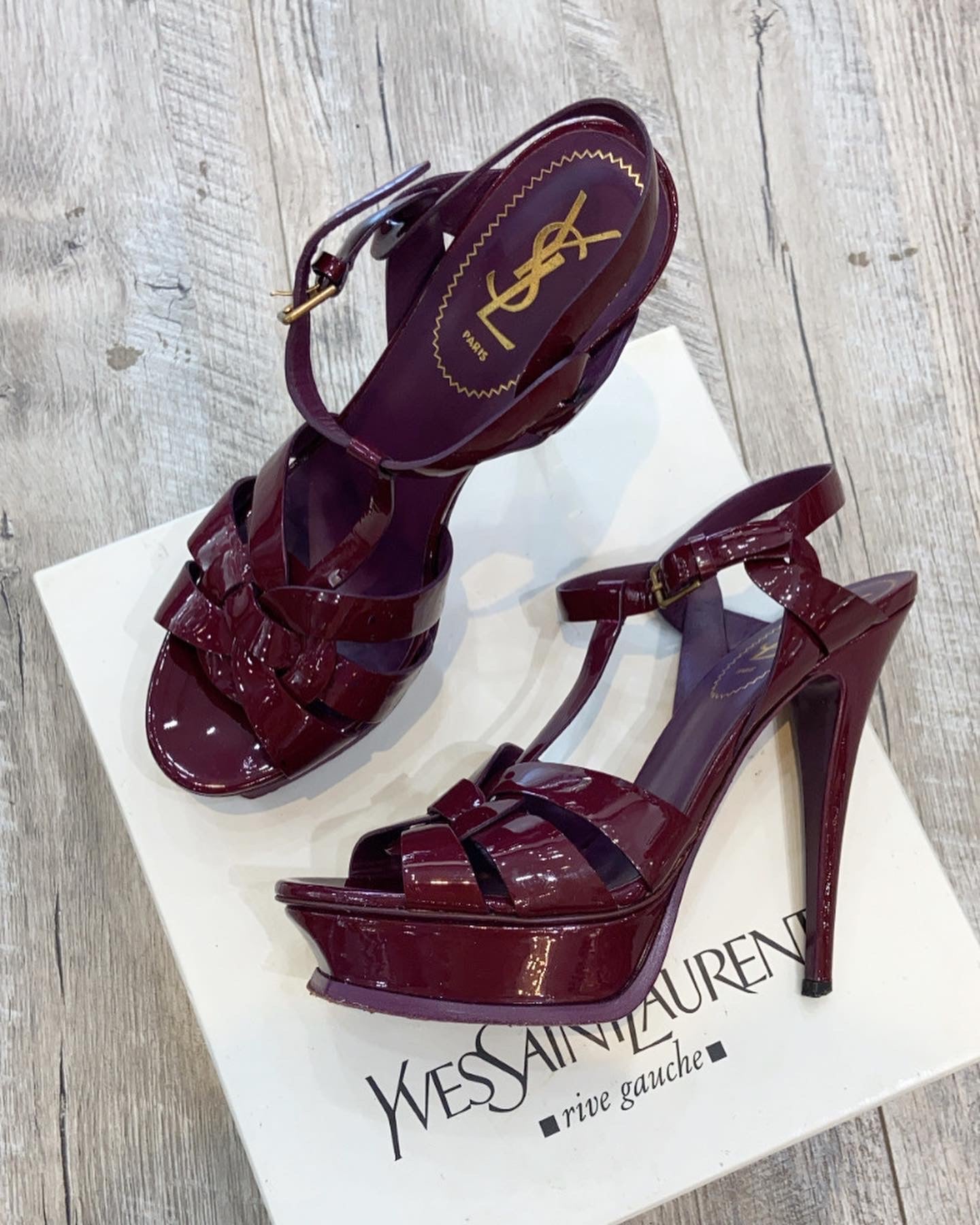 SAINT LAURENT PATENT LEATHER TRIBUTE 105 PLATFORM SANDALS