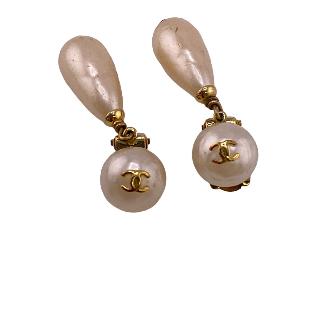 CHANEL Earring Gold Plated gold 94A Fake pearl Women