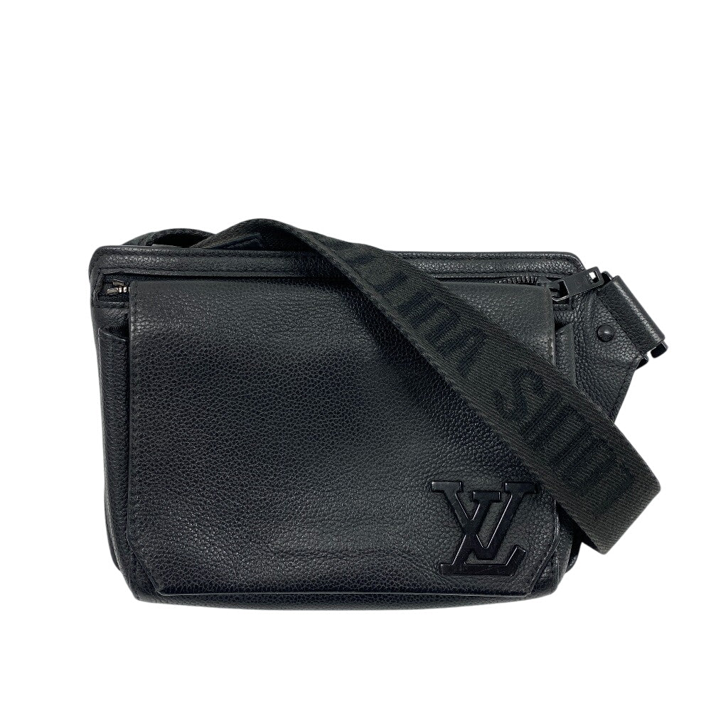 LOUIS VUITTON Sling bag M57081 Grain leather black LV Aerogram takeoff sling mens