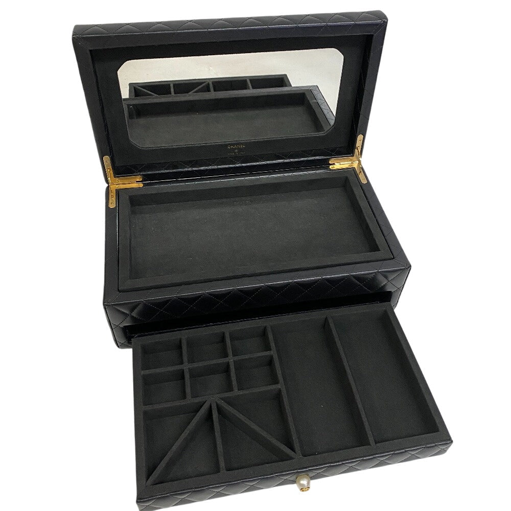 CHANEL Accessory case lambskin black Jewelry case Matrasse Women