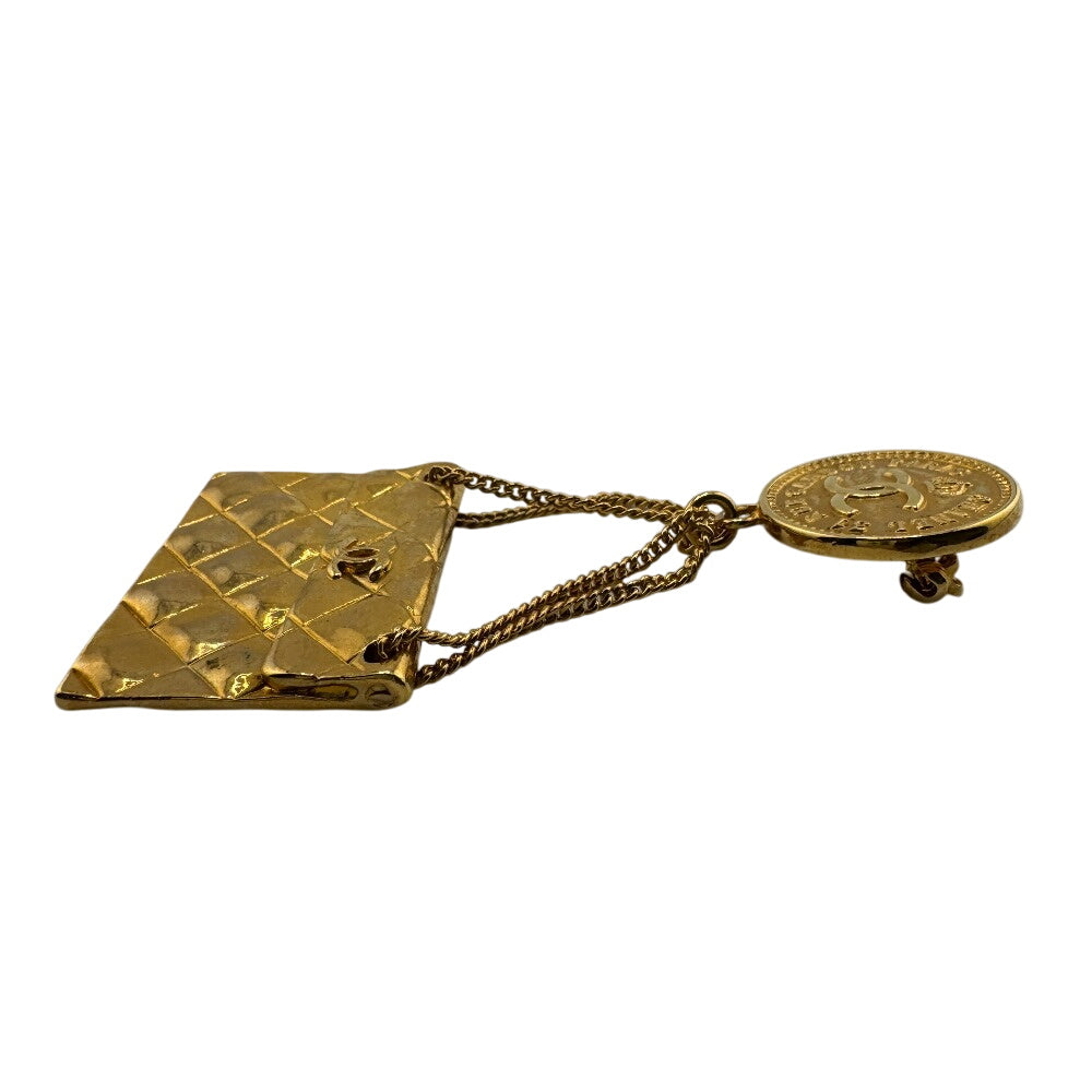 CHANEL Brooch Gold Plated gold