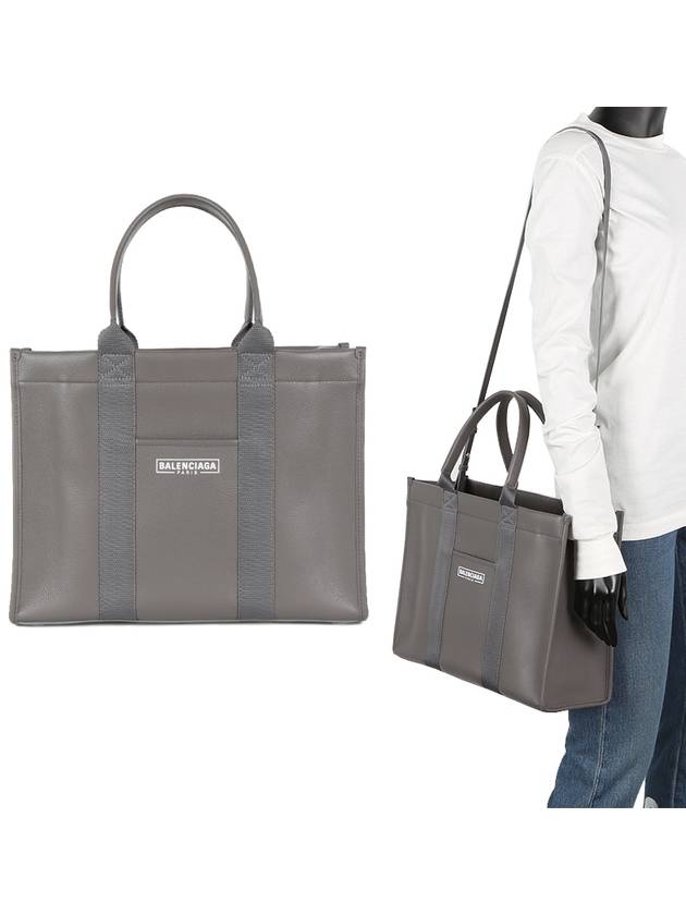 Luxury Balenciaga Trending 2025 Hardware Medium Grain Calfskin Tote Bag Dark Grey