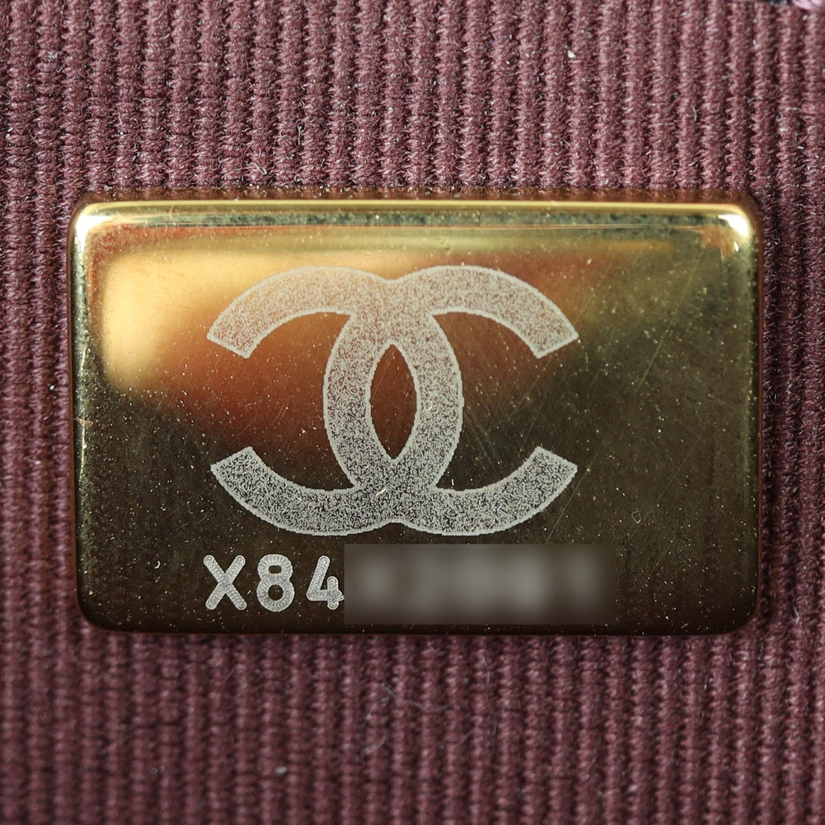 Chanel Classic Wallet on Chain | Caviar Gold Hardware