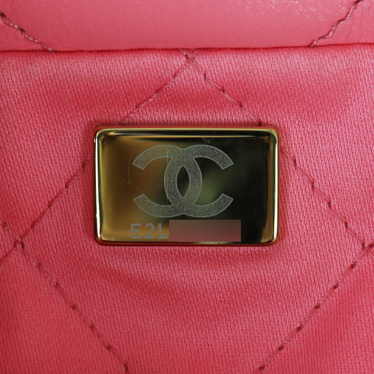 Chanel 22 Hobo Small
