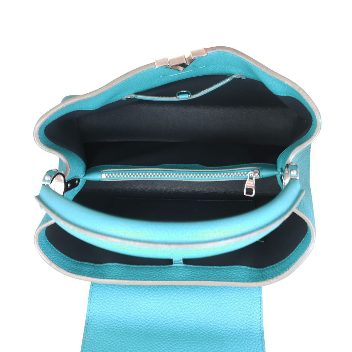 Louis Vuitton Capucines MM