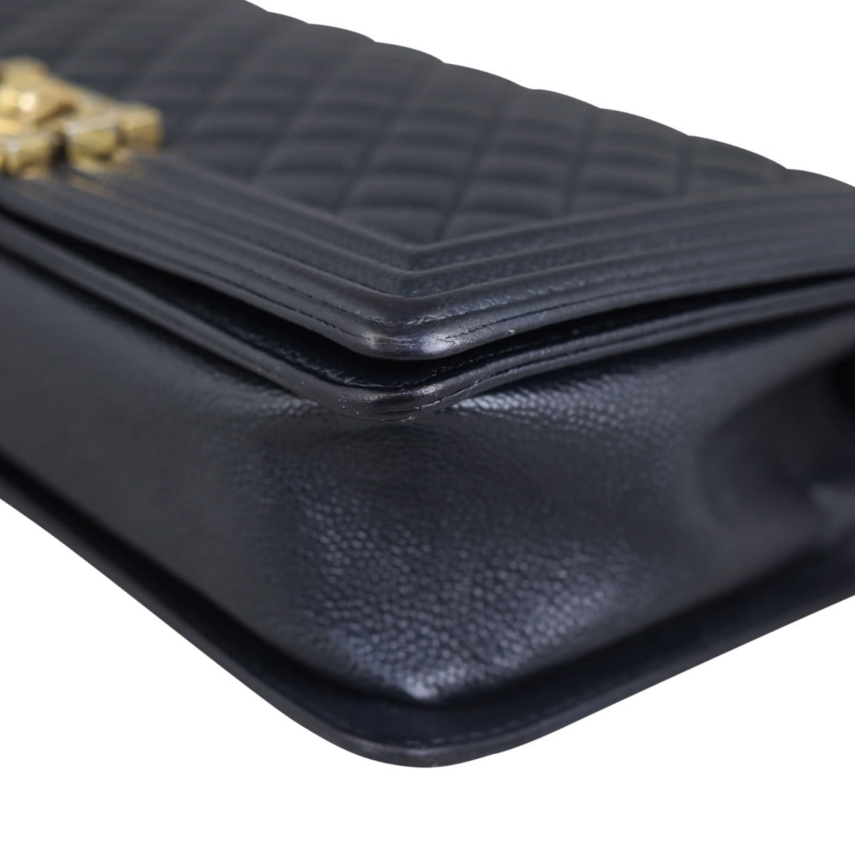 Chanel Boy New Medium | 19 Series