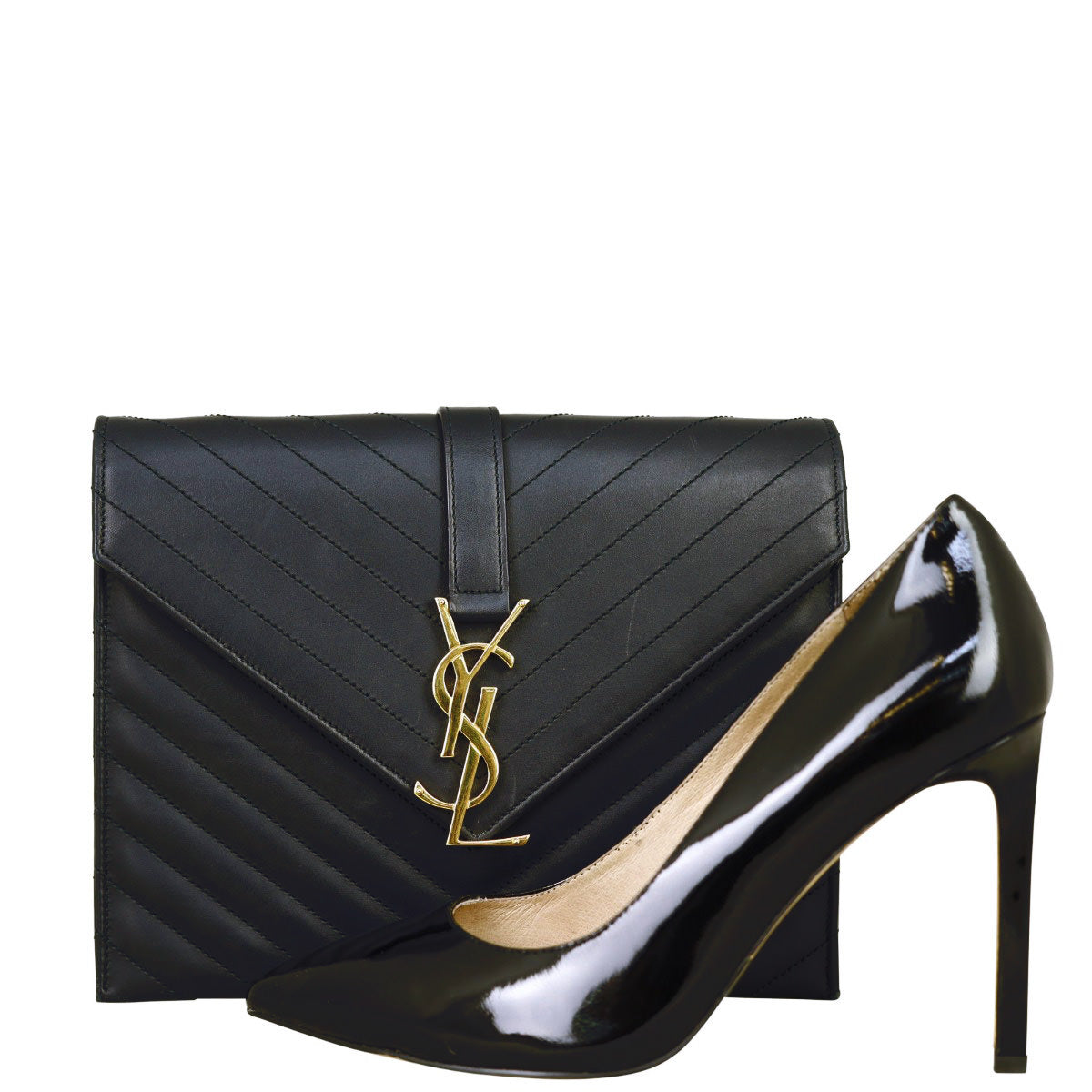 Saint Laurent Monogram Envelope Bag Medium
