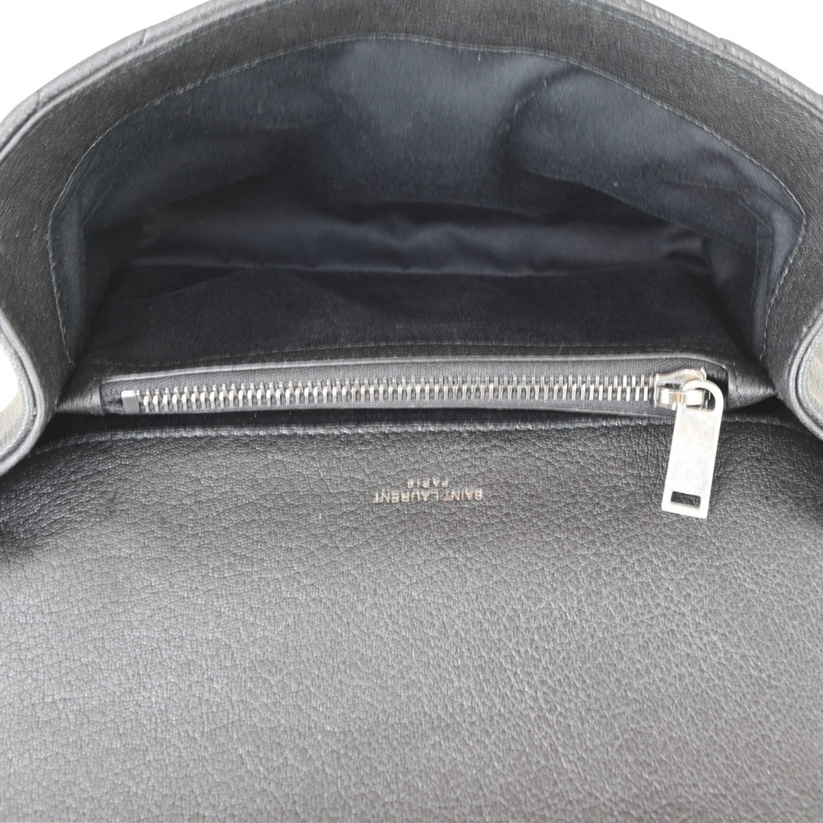 Saint Laurent College Medium
