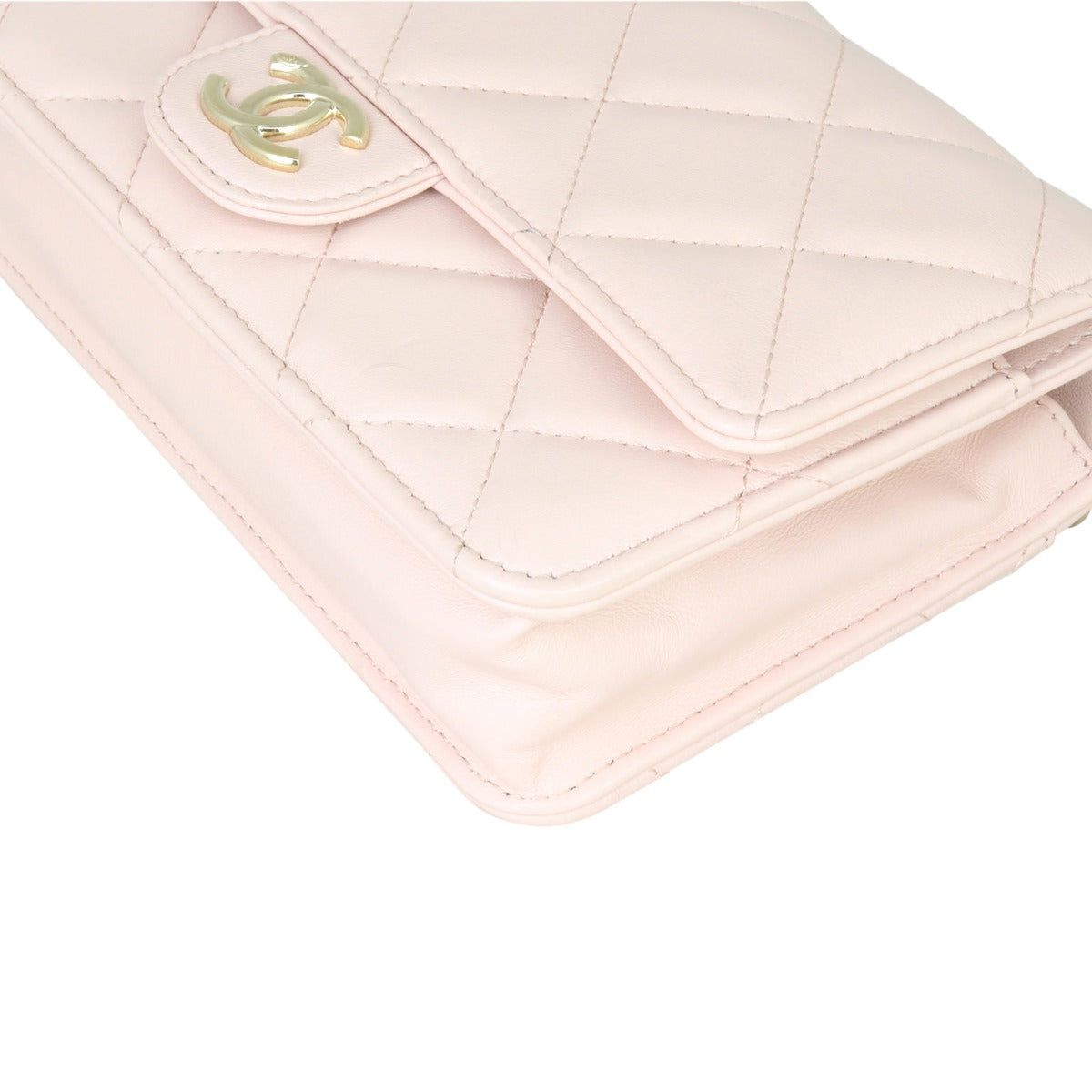 Chanel Plexi Wallet on Chain