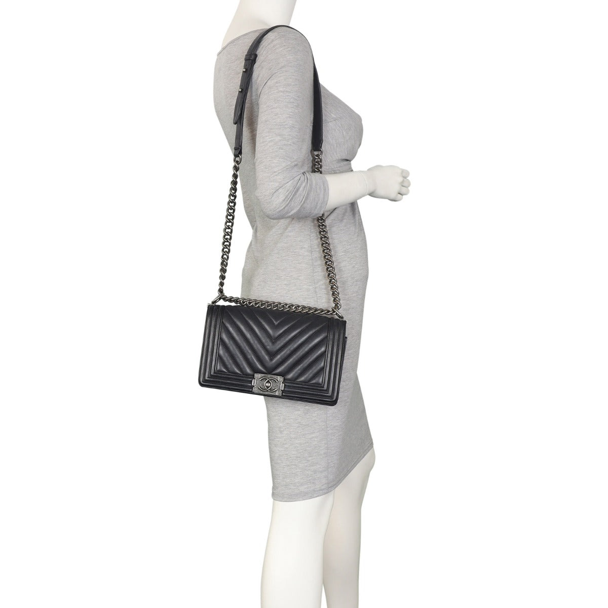 Chanel Boy Chevron Old Medium | Black