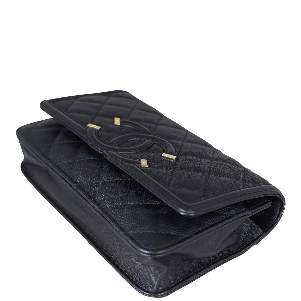 Chanel CC Filigree Wallet on Chain
