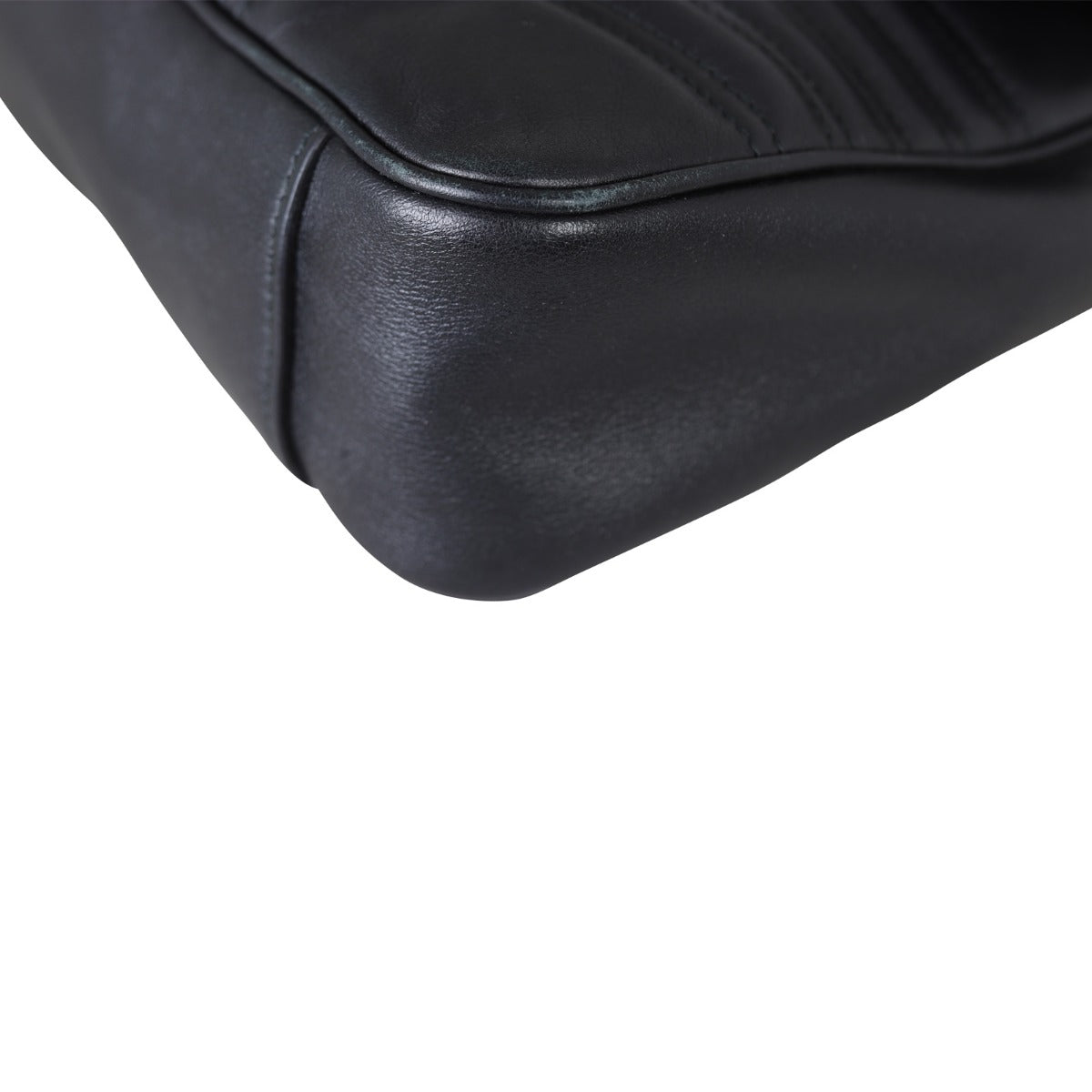 Gucci GG Marmont Matelasse Medium Shoulder Bag