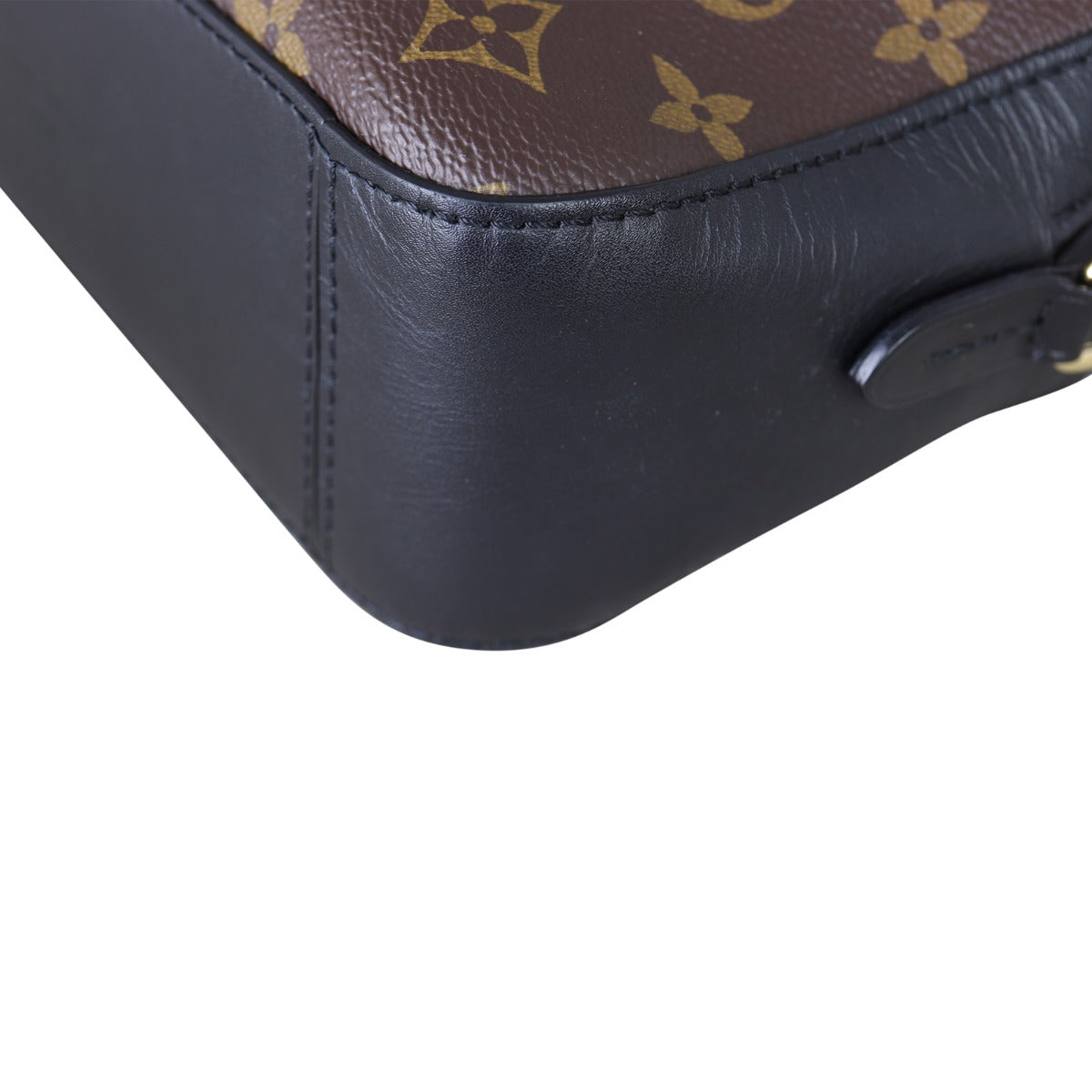Louis Vuitton Saintonge Monogram Noir